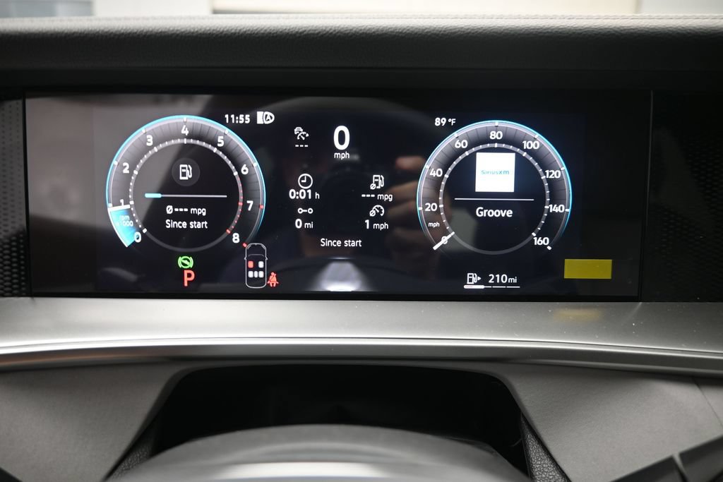 New 2026 Volkswagen Tiguan SE R-Line FWD image 10