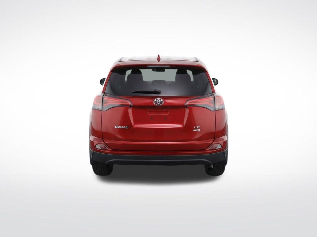 Used 2018 Toyota RAV4 LE w/ All Weather Liner Package AWD/4WD image 33