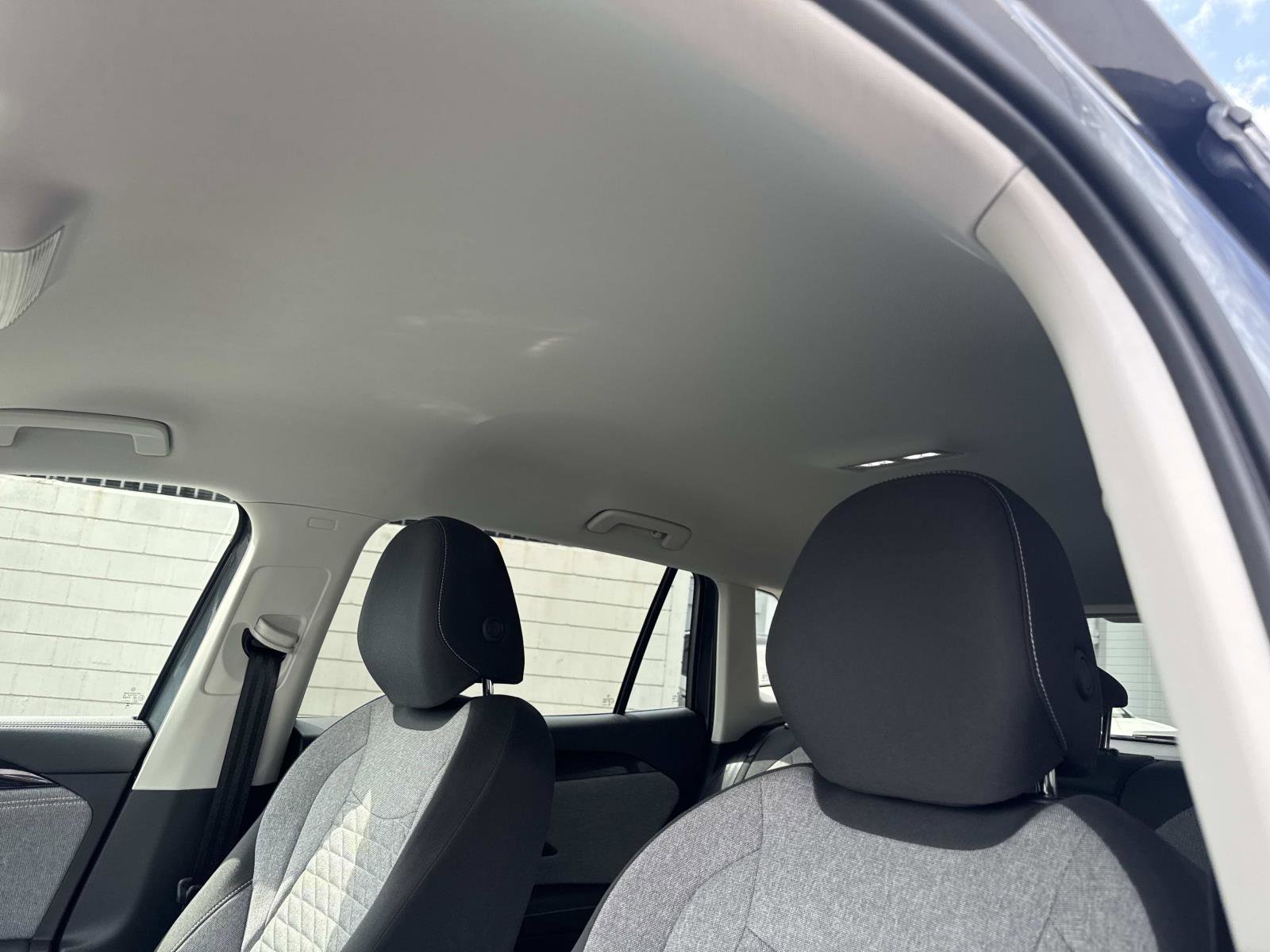 Certified 2025 Volkswagen Tiguan S image 15