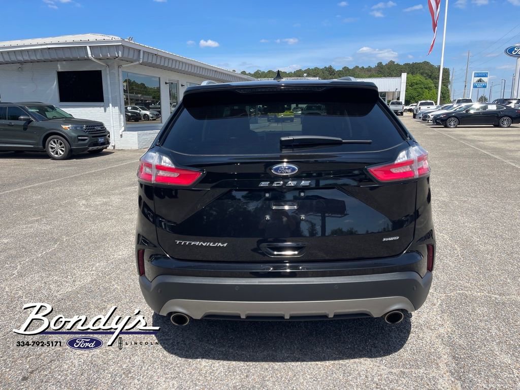 Used 2024 Ford Edge Titanium image 11