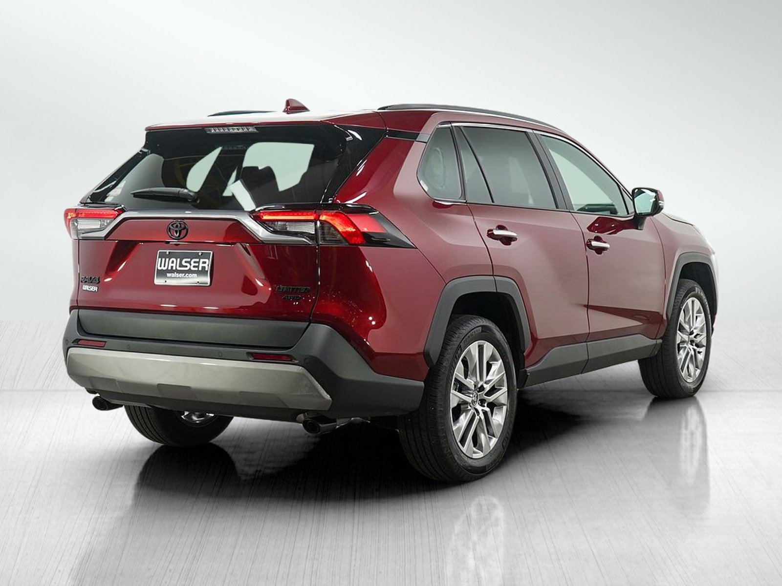 Used 2025 Toyota RAV4 Limited w/ Advanced Technology Package AWD/4WD image 7