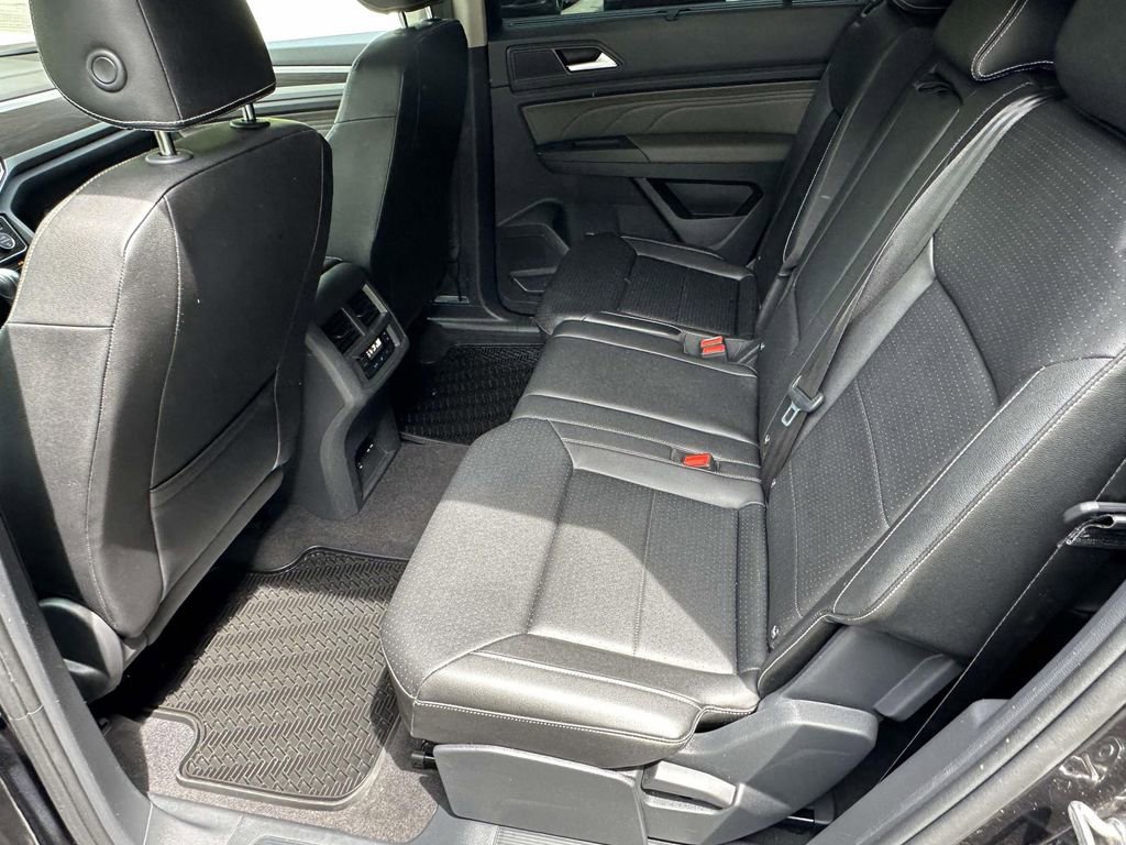 Used 2023 Volkswagen Atlas SE AWD/4WD image 14