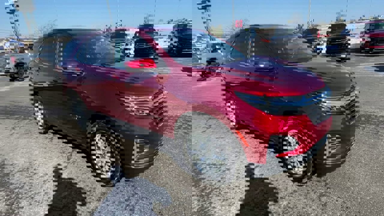 Certified 2024 Chevrolet Equinox LT w/ LPO, Floor Liner Package image 7