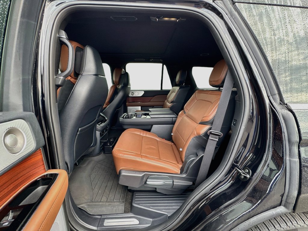 Used 2023 Lincoln Navigator Reserve AWD/4WD image 26