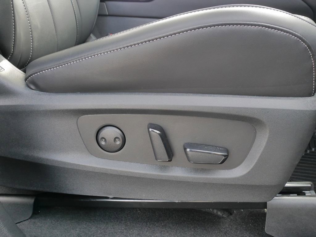 Used 2024 INFINITI QX60 Luxe w/ Vision Package image 13