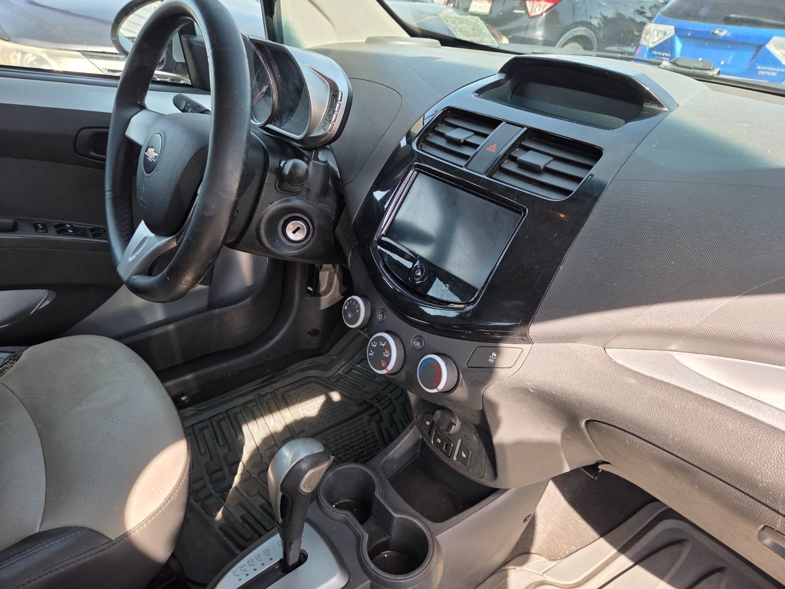 Used 2013 Chevrolet Spark LT image 17