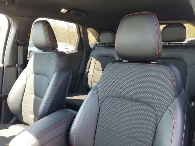 Used 2024 Ford Escape ST-Line w/ Tech Pack #1 AWD/4WD image 17