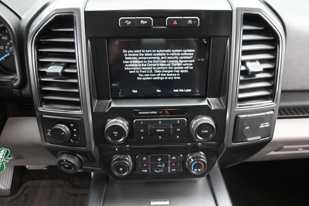 Used 2017 Ford F150 XLT w/ Equipment Group 302A Luxury AWD/4WD image 19