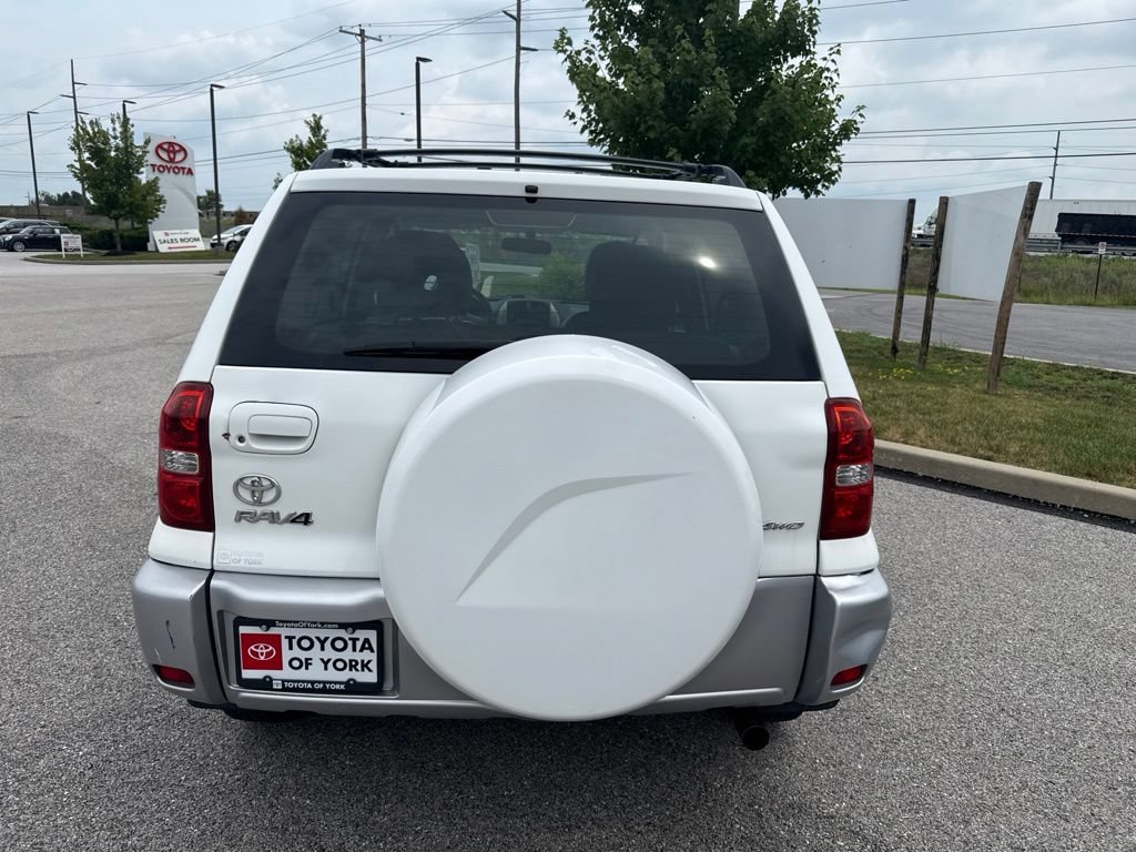 Used 2004 Toyota RAV4 4WD image 4
