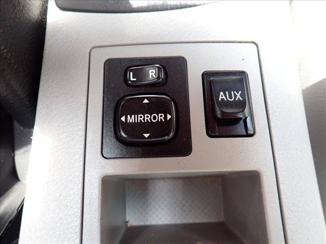 Used 2011 Toyota RAV4 Limited w/ Limited Extra Value Pkg AWD/4WD image 19