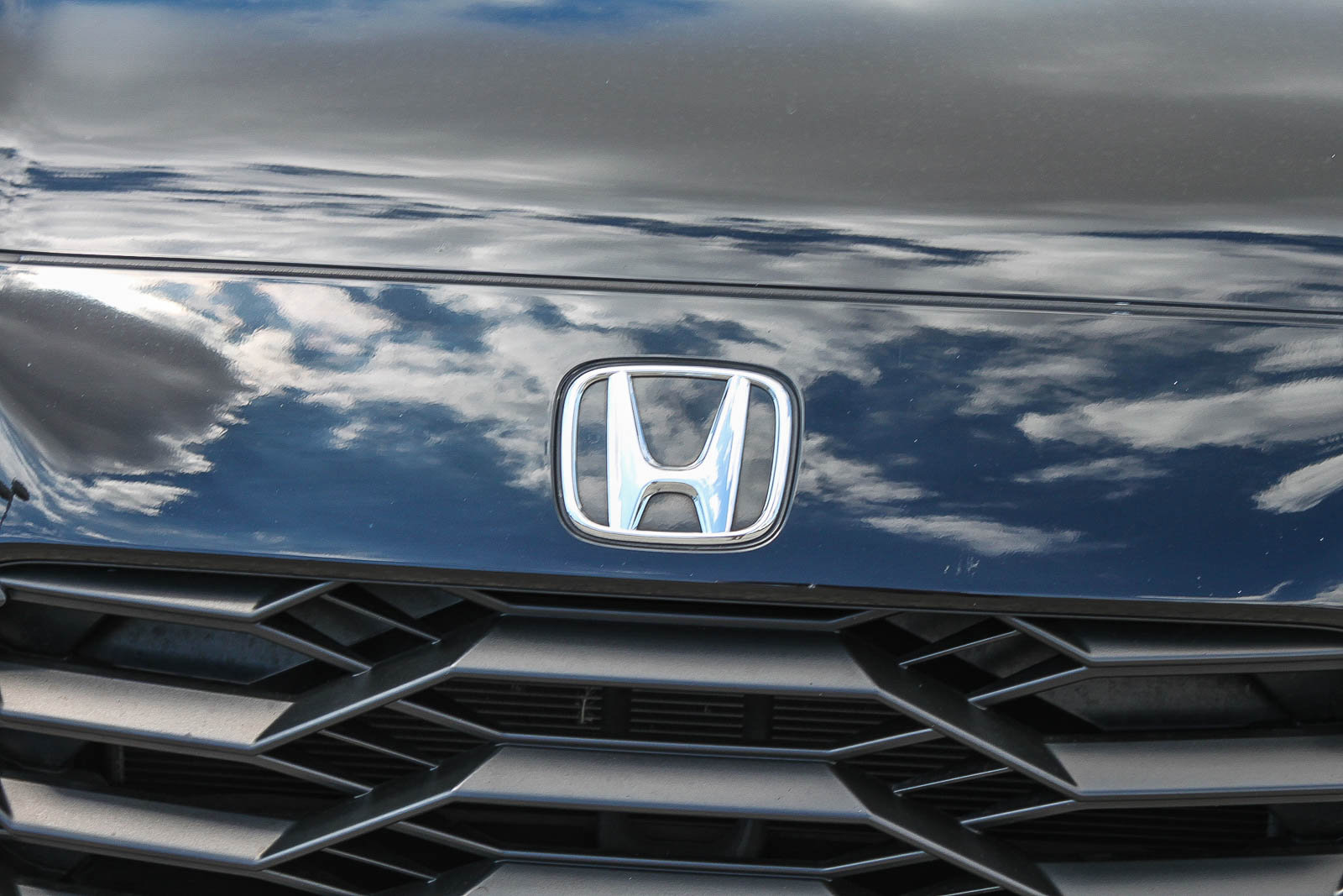 Used 2024 Honda HR-V Sport image 6