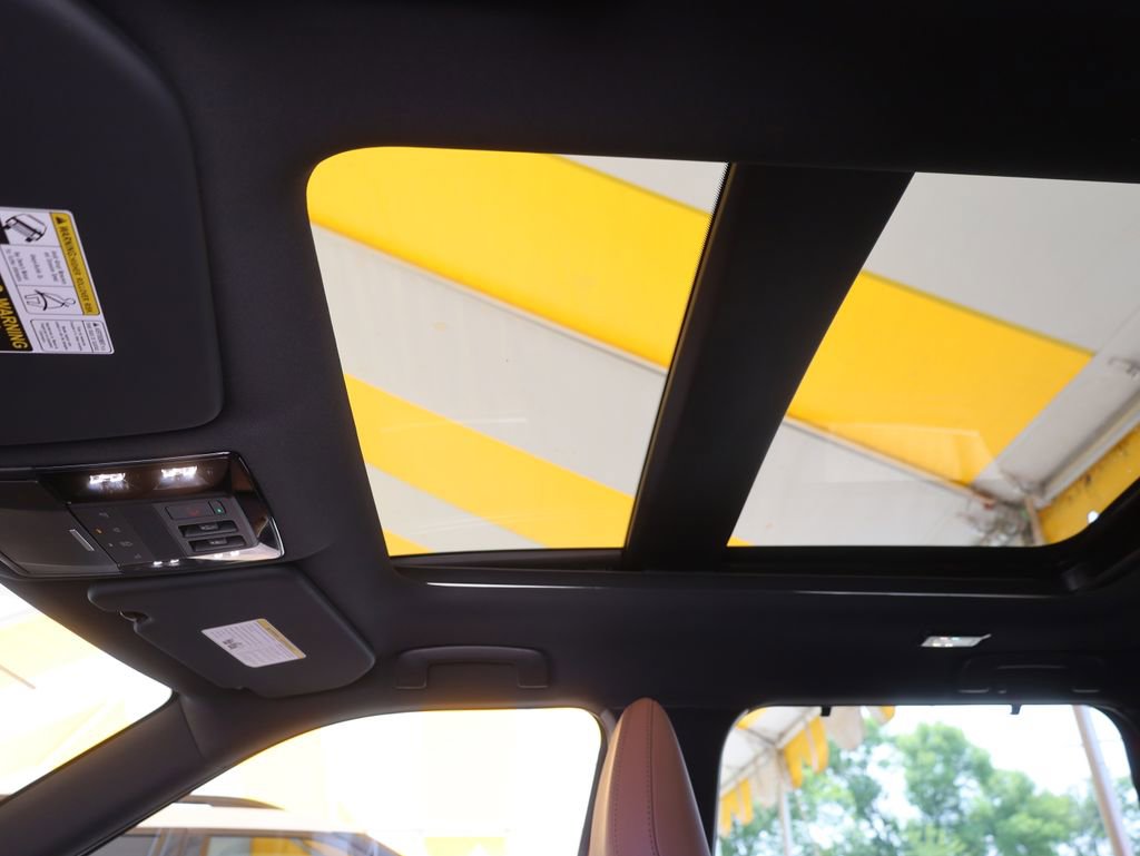 New 2025 Mitsubishi Outlander SEL image 57