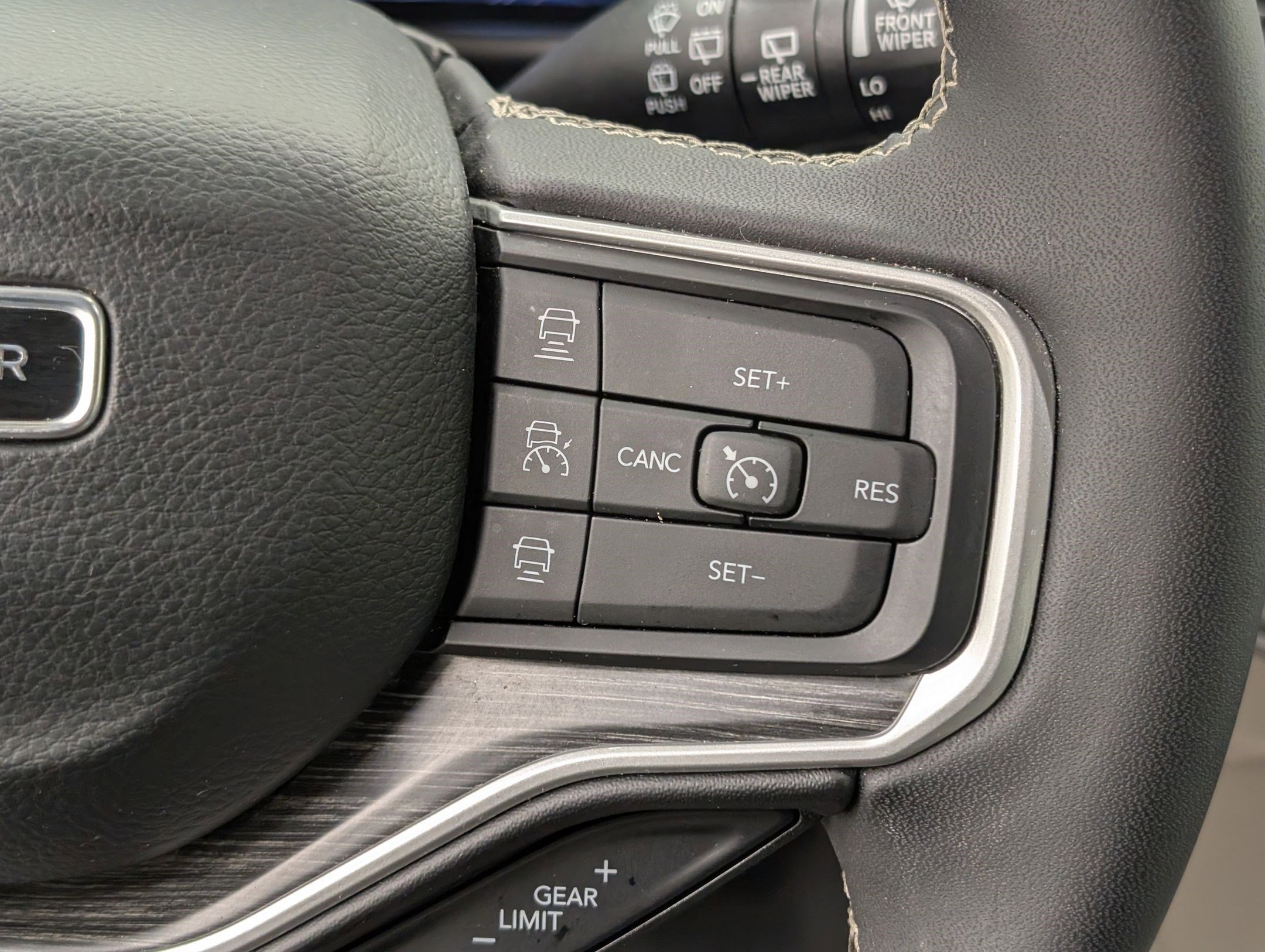 Used 2023 Jeep Wagoneer Series III w/ Preferred Equipment Group image 22