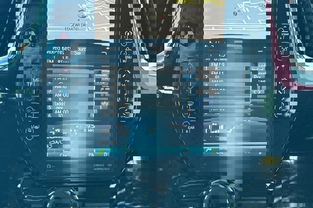 Used 2020 Toyota Prius Prime XLE image 24