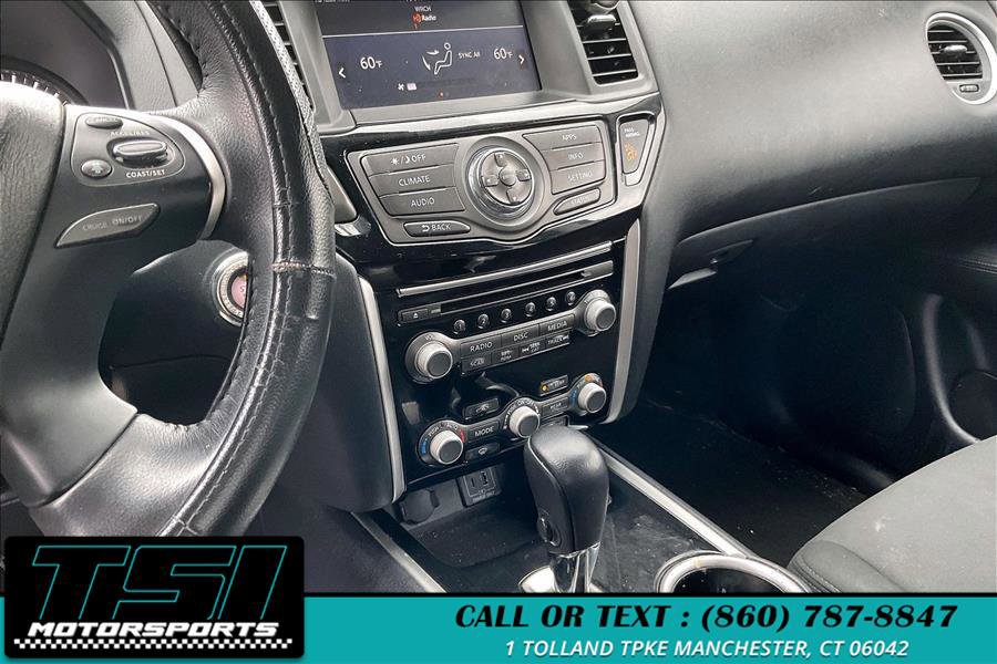 Used 2020 Nissan Pathfinder SV FWD image 6
