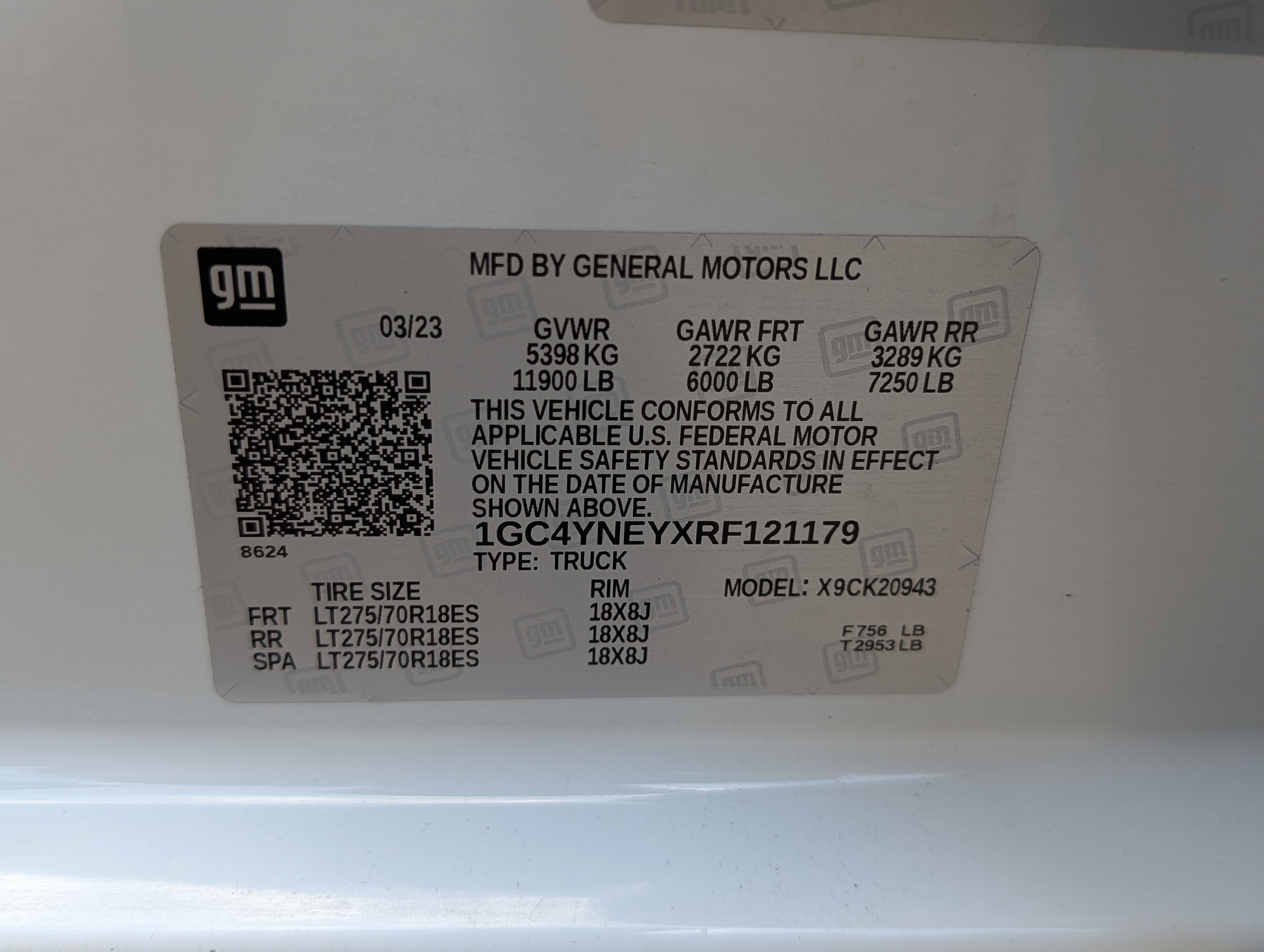 Used 2024 Chevrolet Silverado 2500 LT AWD/4WD image 37