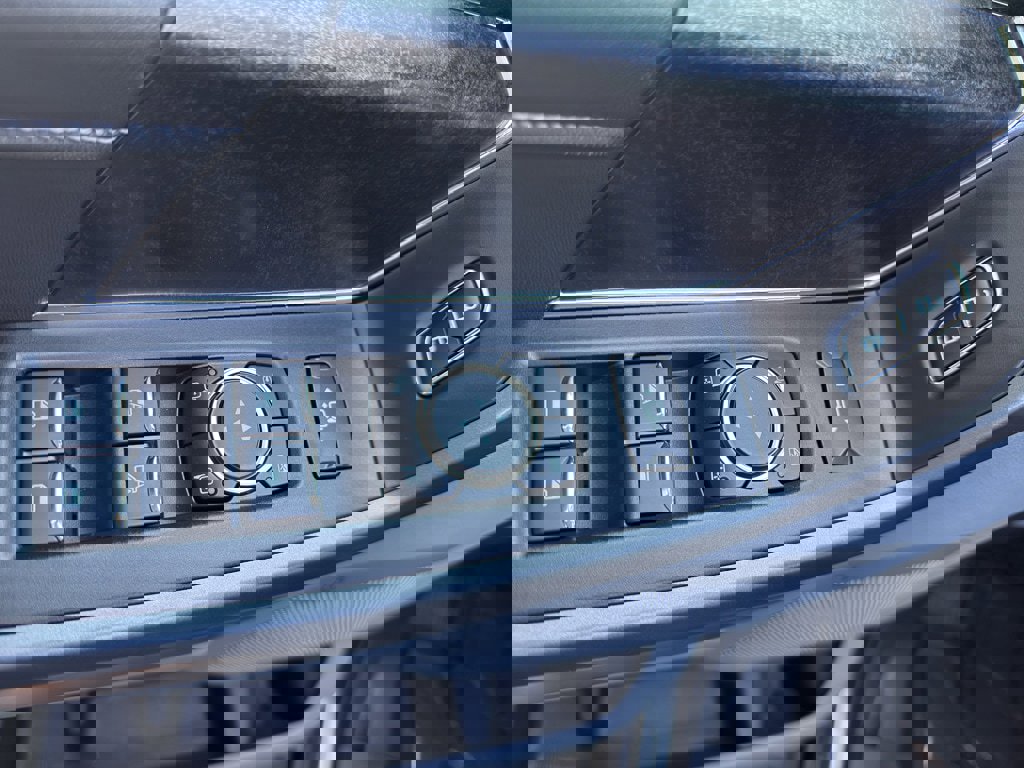 New 2026 Ford F350 XLT w/ XLT Premium Package image 22