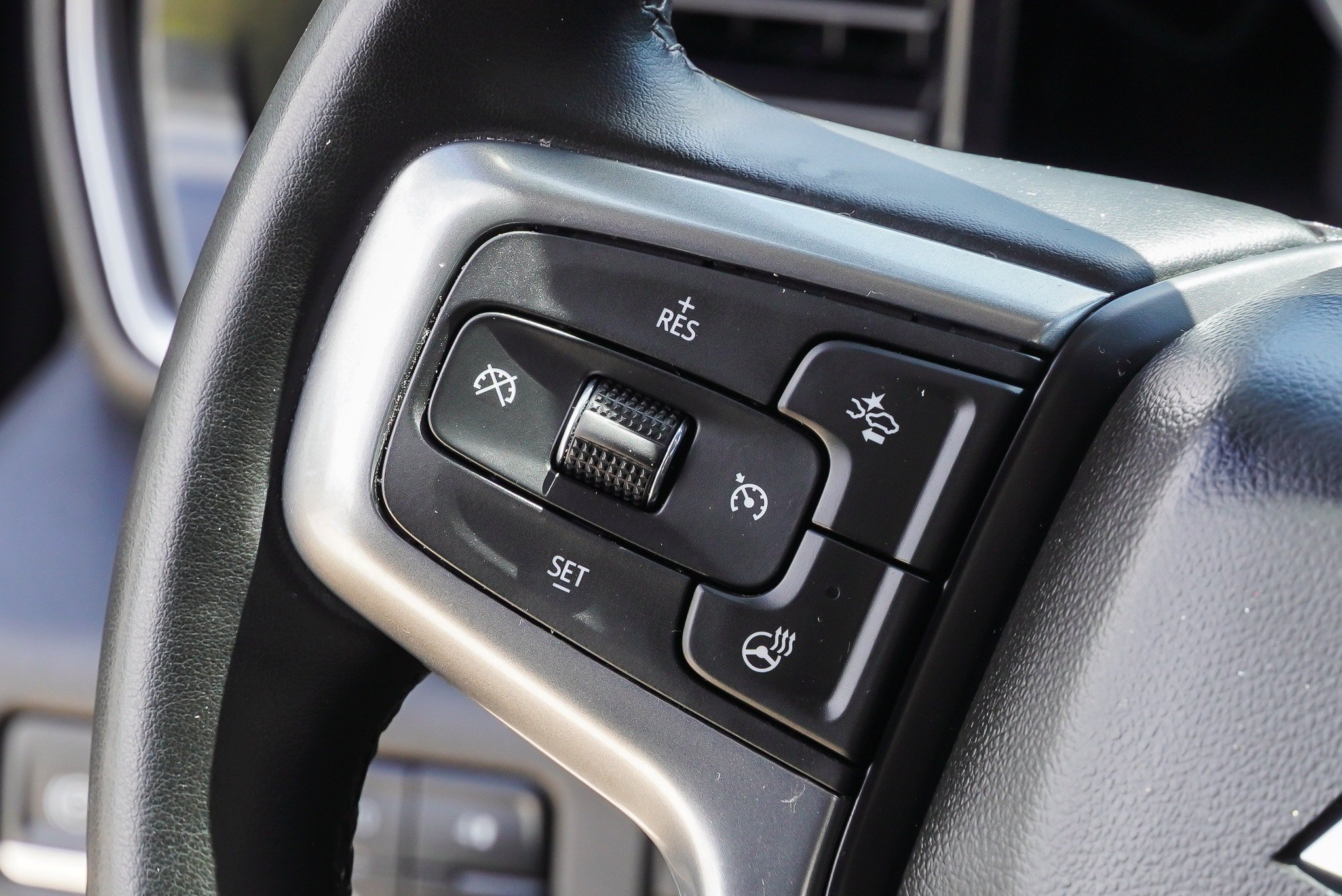 Used 2024 Chevrolet Silverado 1500 RST AWD/4WD image 33