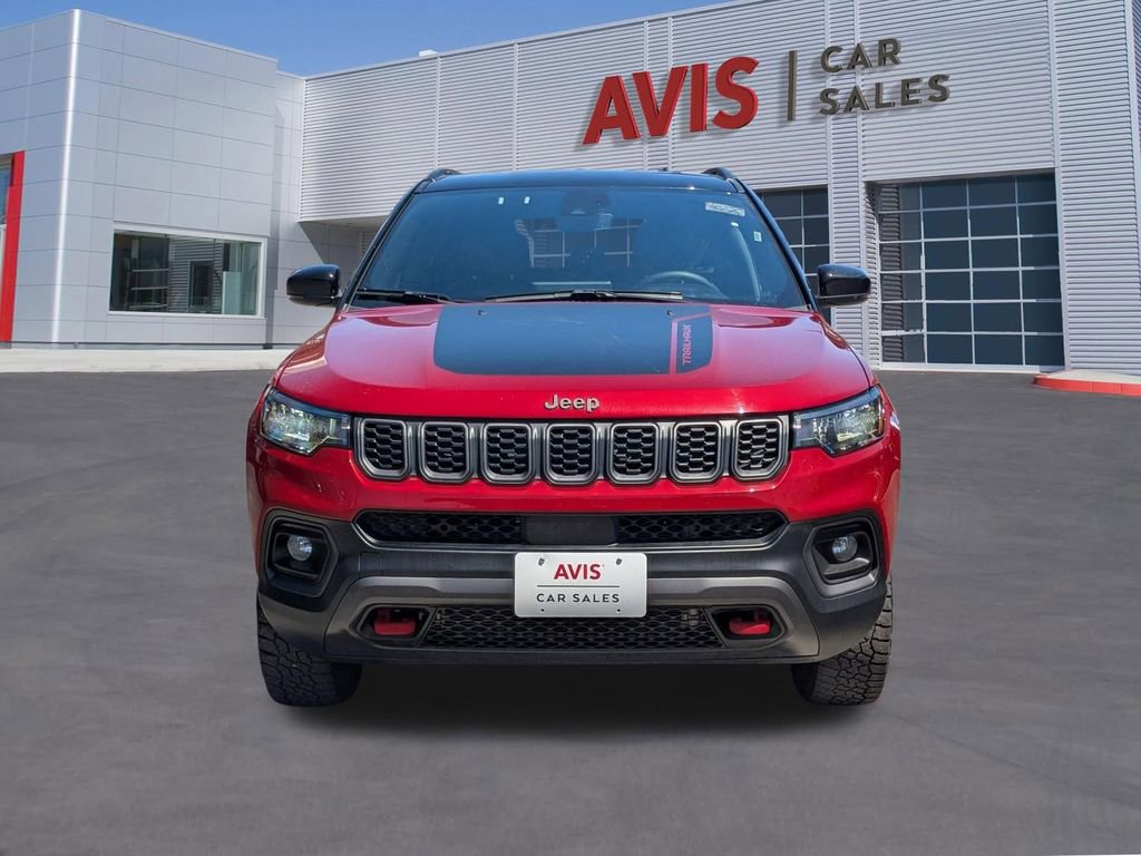 Used 2025 Jeep Compass Trailhawk image 10