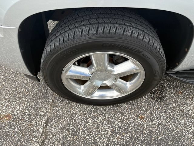 Used 2014 Chevrolet Tahoe LTZ AWD/4WD image 12
