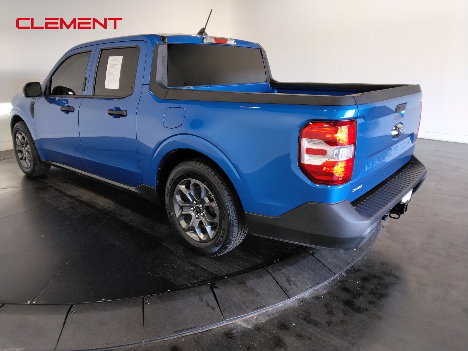 Used 2022 Ford Maverick XLT image 7
