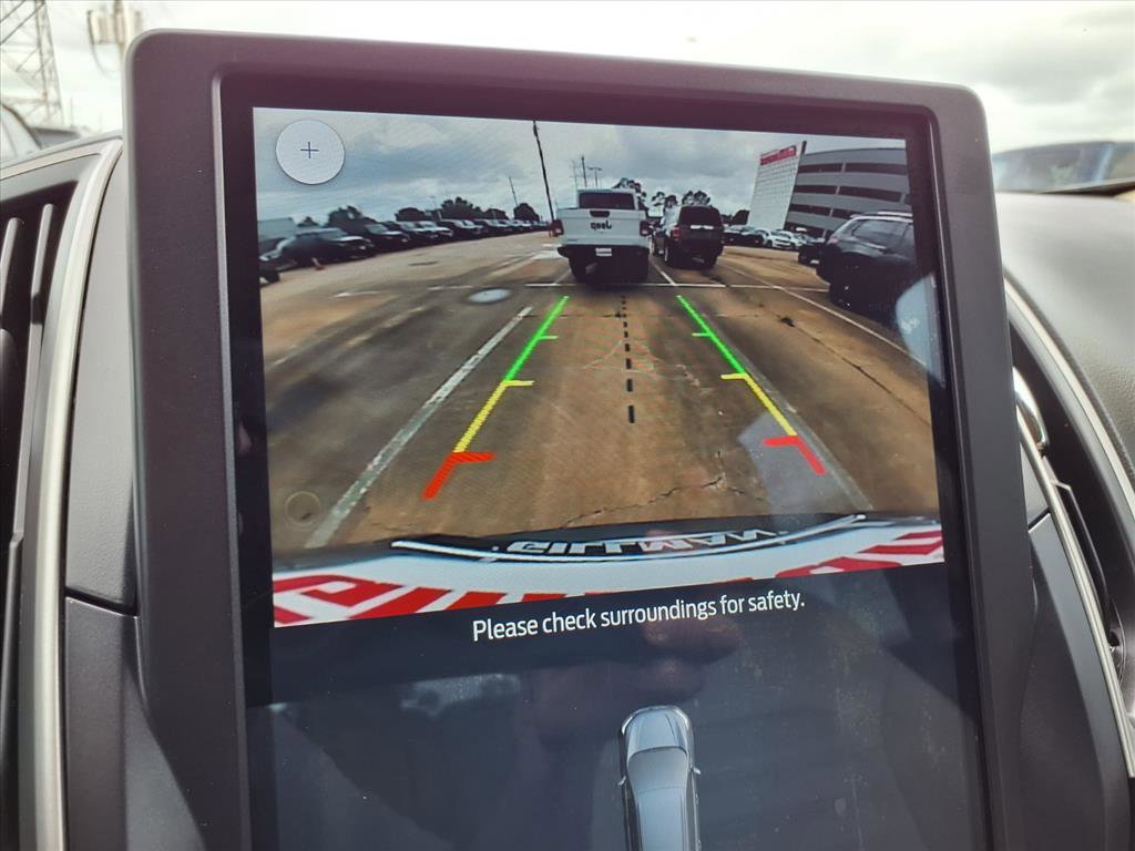 Used 2021 Ford Edge SEL image 6