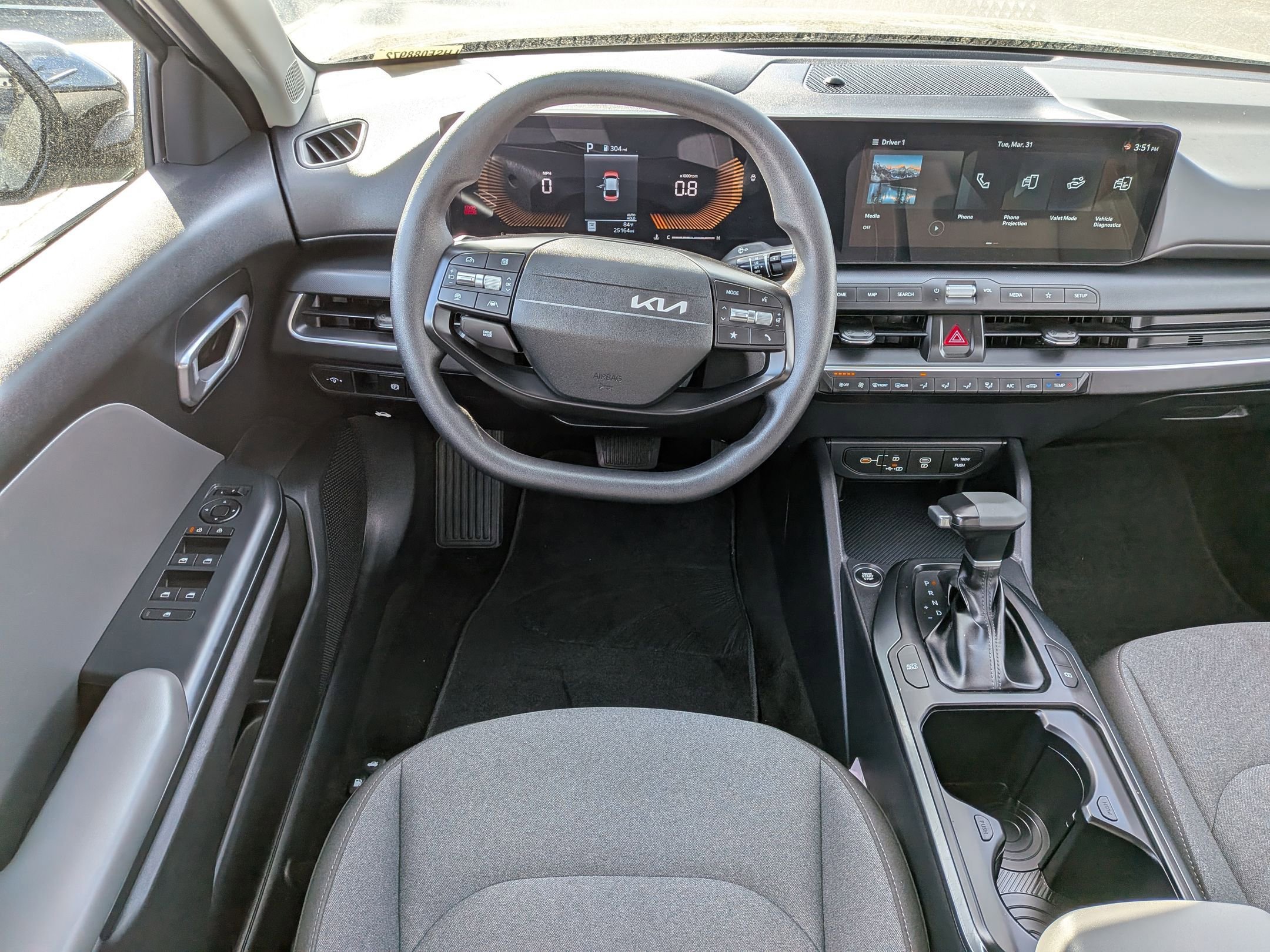 Used 2025 Kia K4 LXS image 30