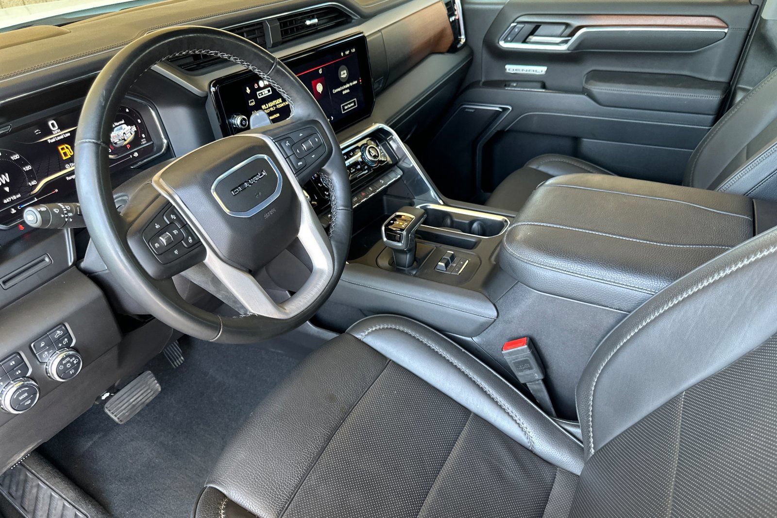 Certified 2025 GMC Sierra 1500 Denali AWD/4WD image 10