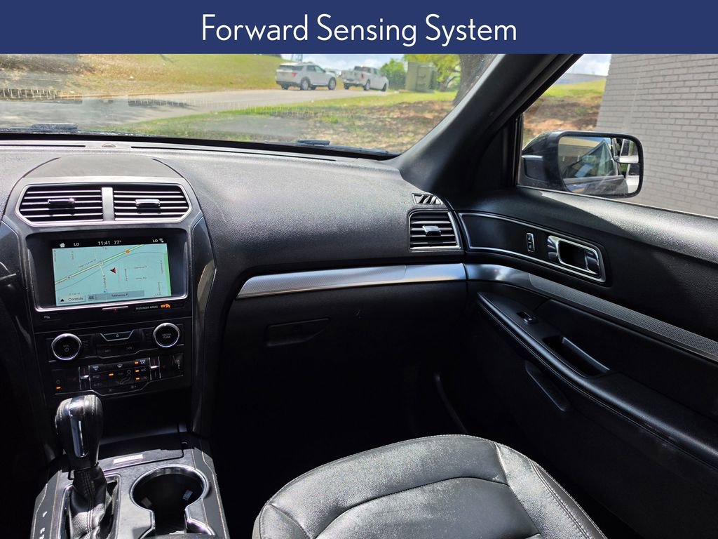 Used 2018 Ford Explorer XLT w/ Equipment Group 202A image 15