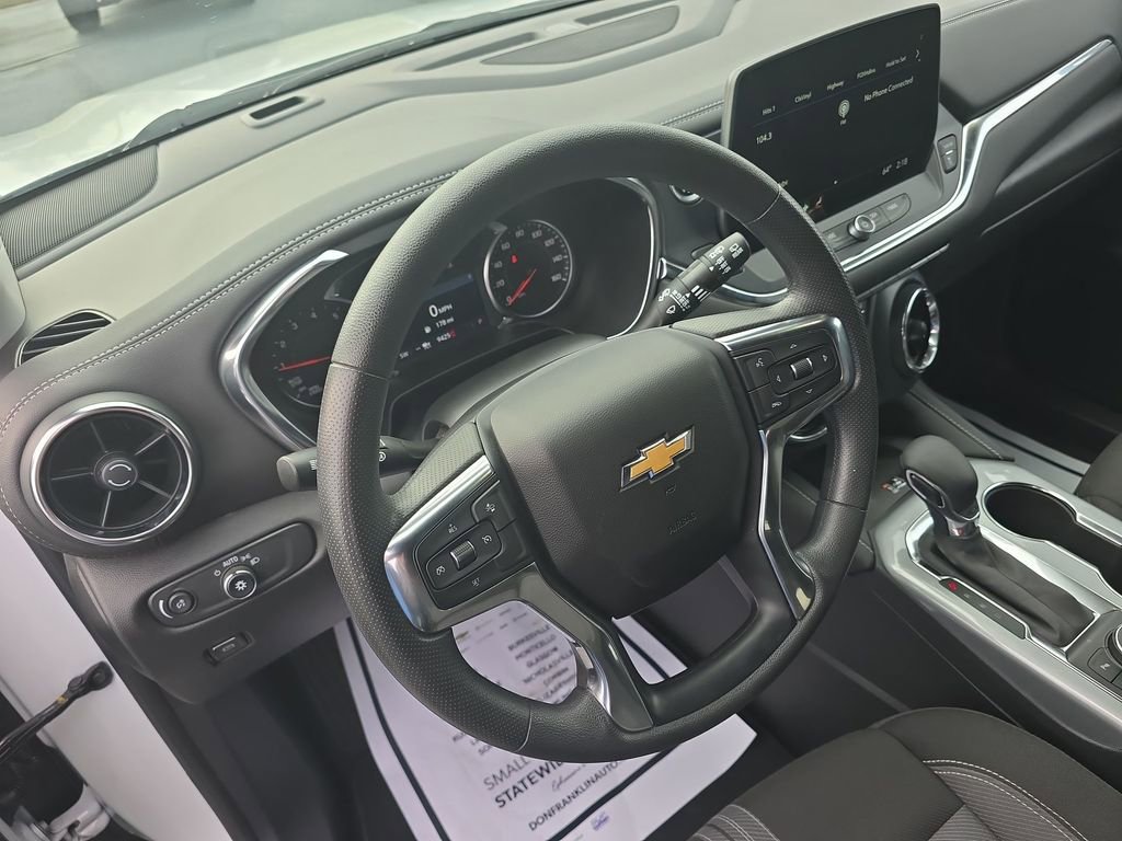 Used 2024 Chevrolet Blazer LT w/ Convenience Package FWD image 20