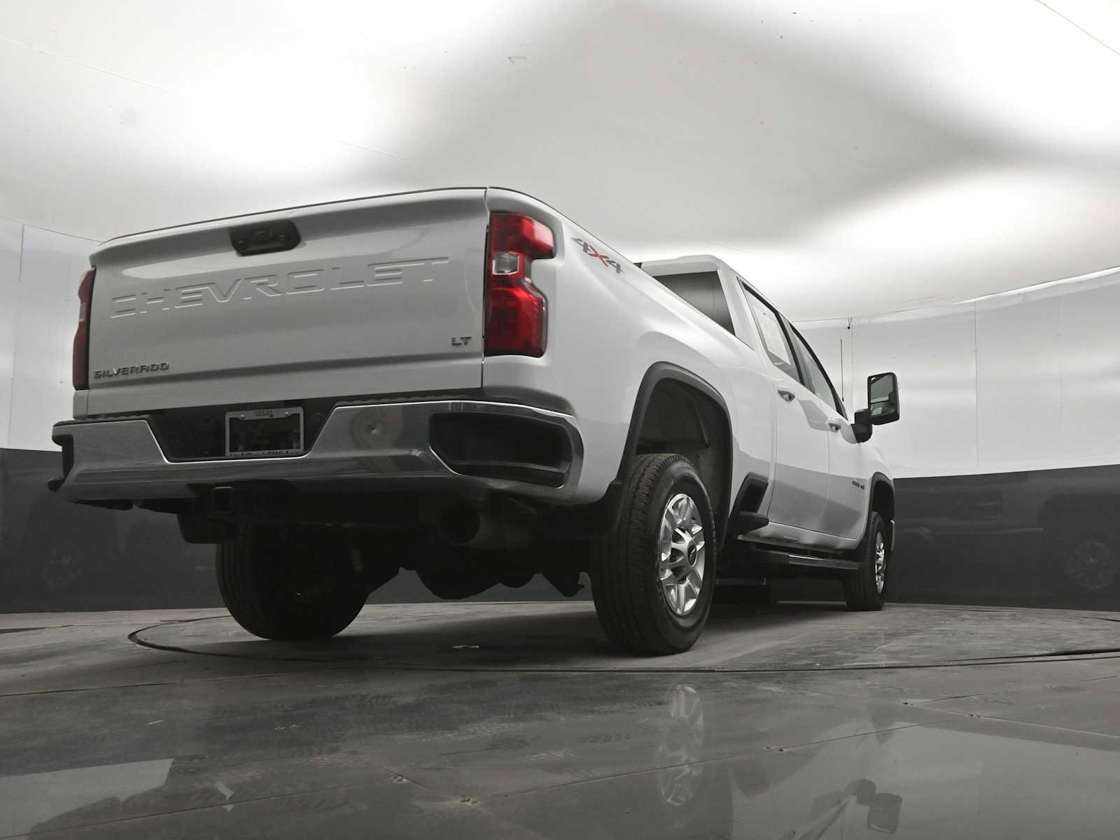 Used 2026 Chevrolet Silverado 2500 LT AWD/4WD image 44