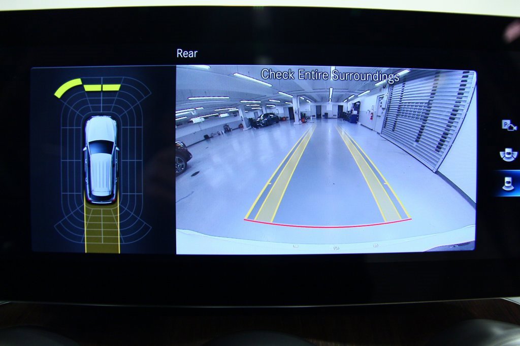 Used 2022 Mercedes-Benz GLC 300 4MATIC image 10