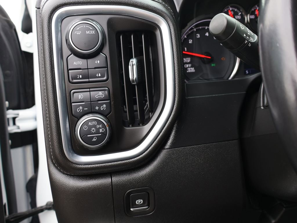 Used 2020 Chevrolet Silverado 1500 LT Trail Boss AWD/4WD image 20
