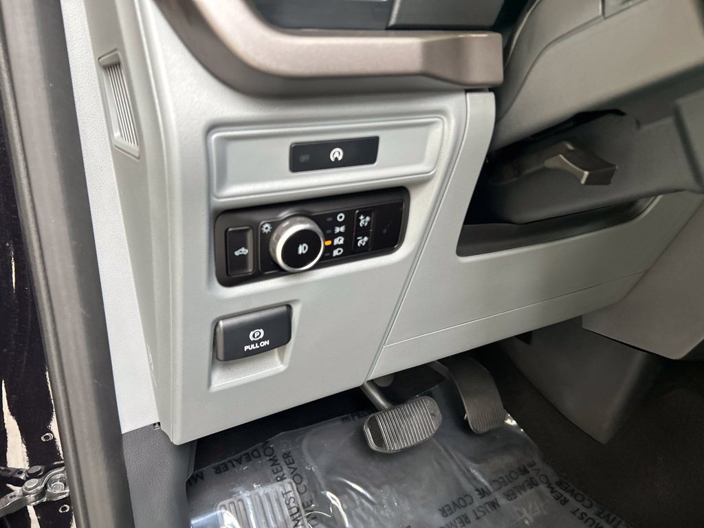 Used 2025 Ford F150 XLT w/ Equipment Group 301A Standard AWD/4WD image 42