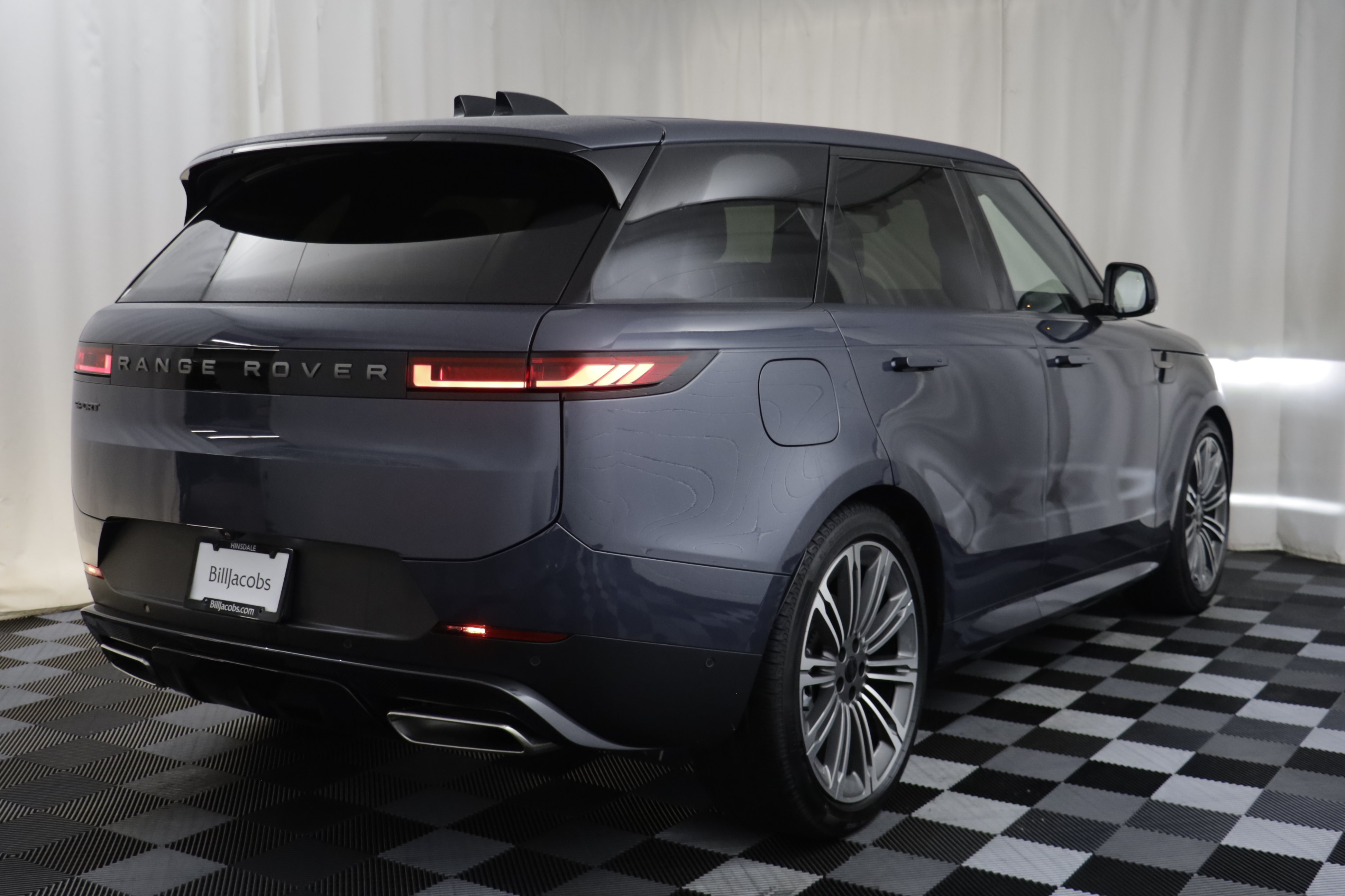 Certified 2026 Land Rover Range Rover Sport SE AWD/4WD image 17