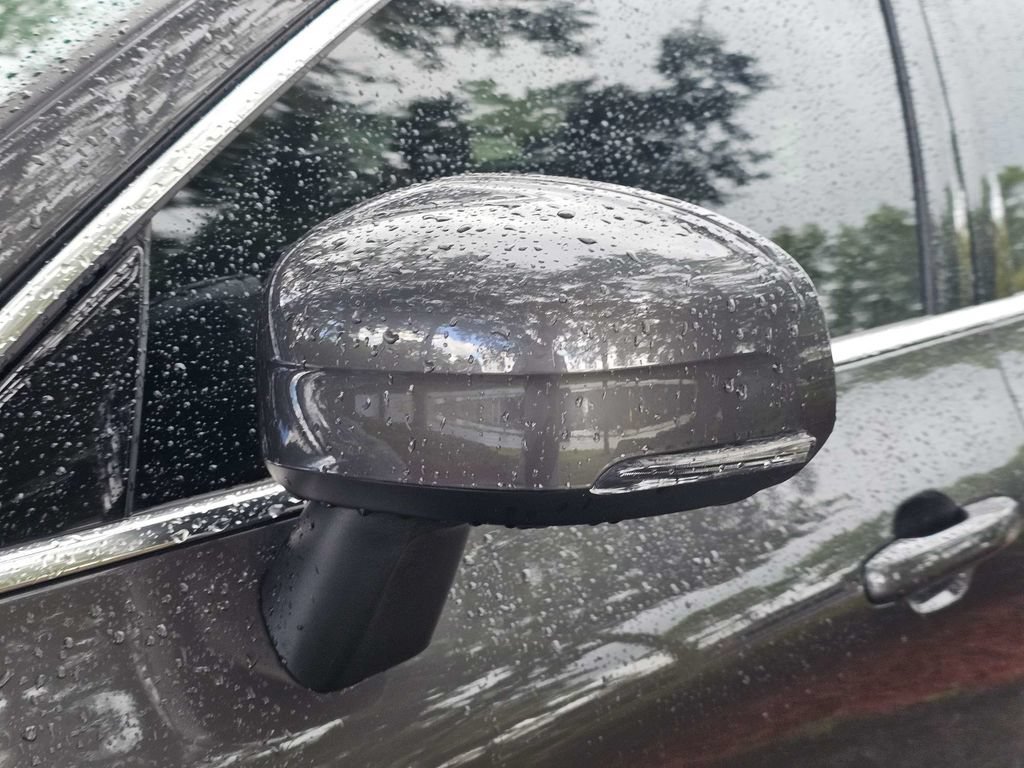 Certified 2023 Volvo XC60 B5 Ultimate w/ Climate Package FWD image 10