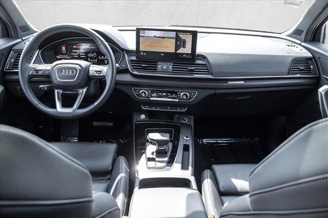 Used 2023 Audi Q5 2.0T Premium Plus AWD/4WD image 21