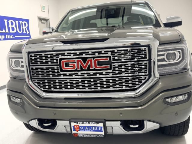 Used 2018 GMC Sierra 1500 Denali w/ Denali Ultimate Package AWD/4WD image 10