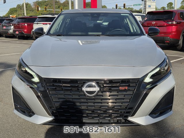 Used 2025 Nissan Altima 2.5 SR FWD image 5