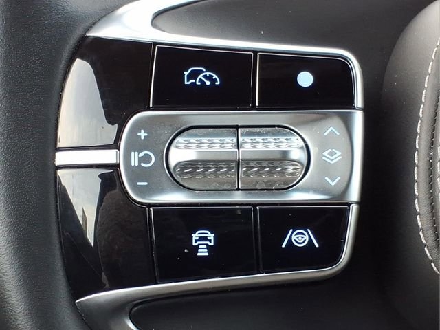 Used 2024 Genesis G90 3.5T image 28