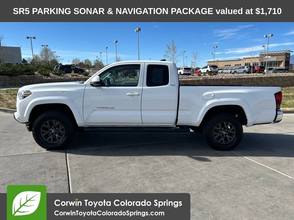 Used 2023 Toyota Tacoma SR5 AWD/4WD image 4