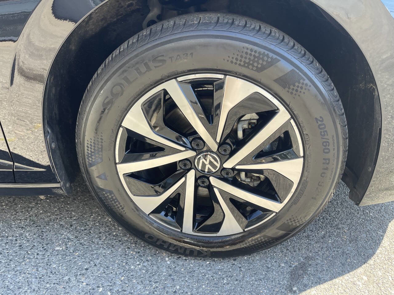 Used 2024 Volkswagen Jetta S image 14