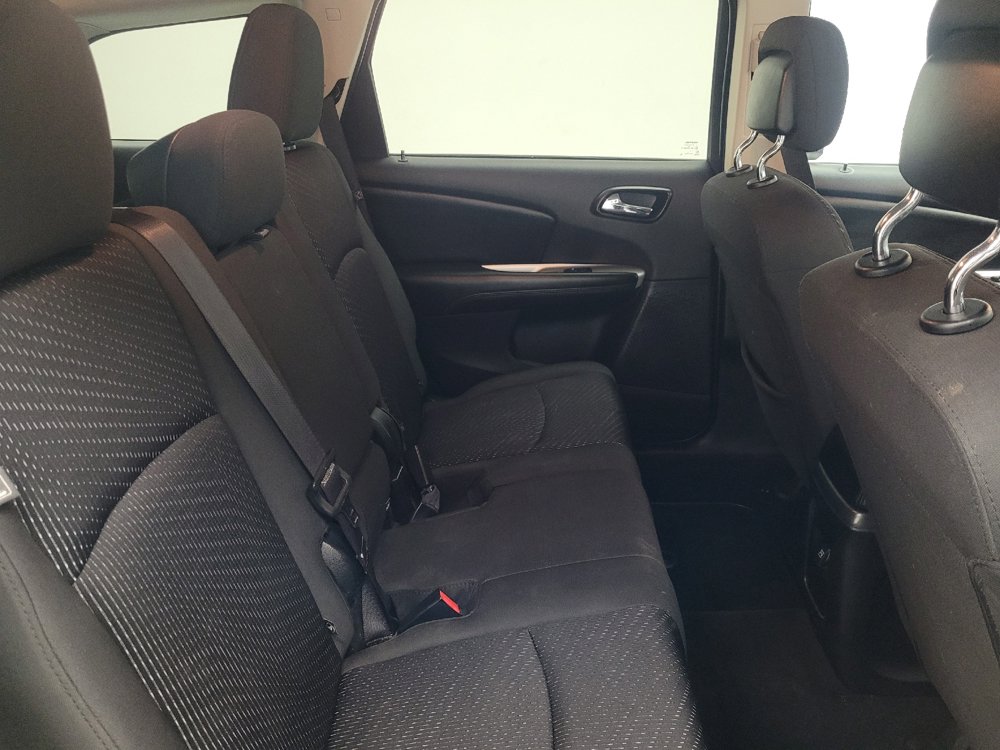 Used 2018 Dodge Journey SXT w/ Blacktop Package FWD image 19