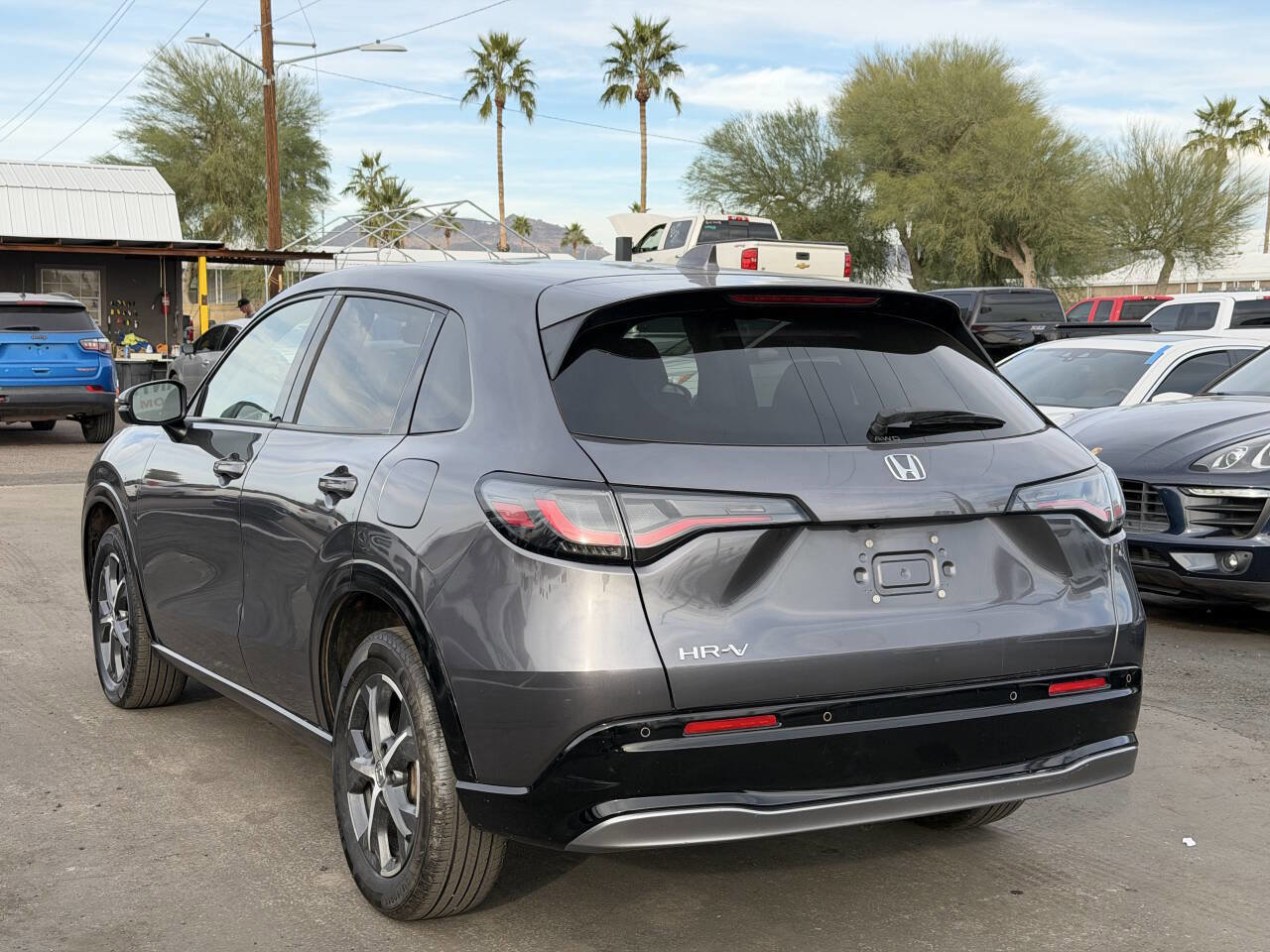 Used 2023 Honda HR-V EX-L image 5