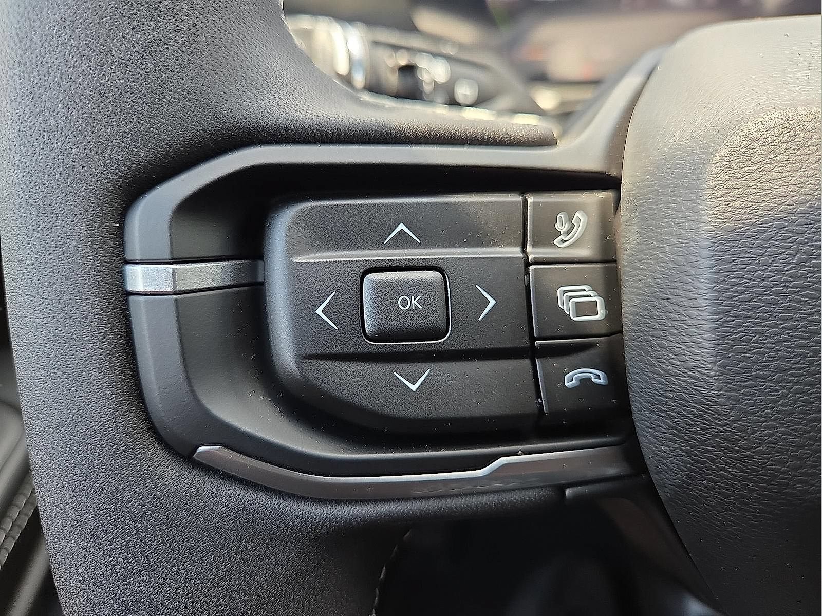 New 2026 Jeep Cherokee Laredo AWD/4WD image 19