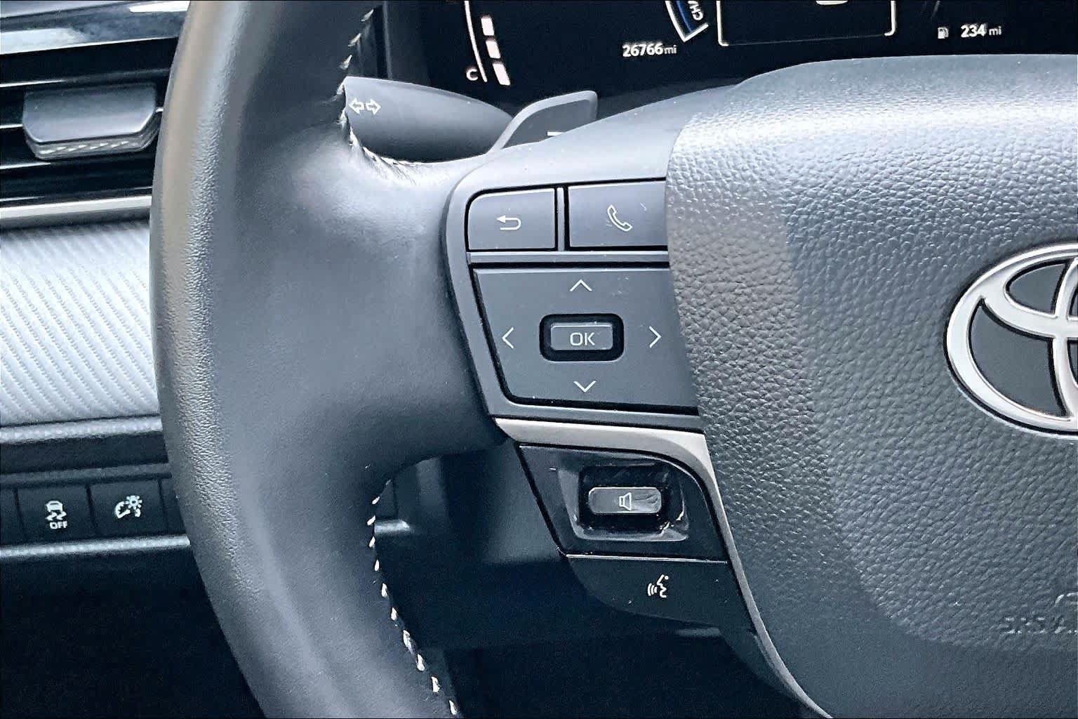 Certified 2025 Toyota Camry SE w/ Convenience Package FWD image 24