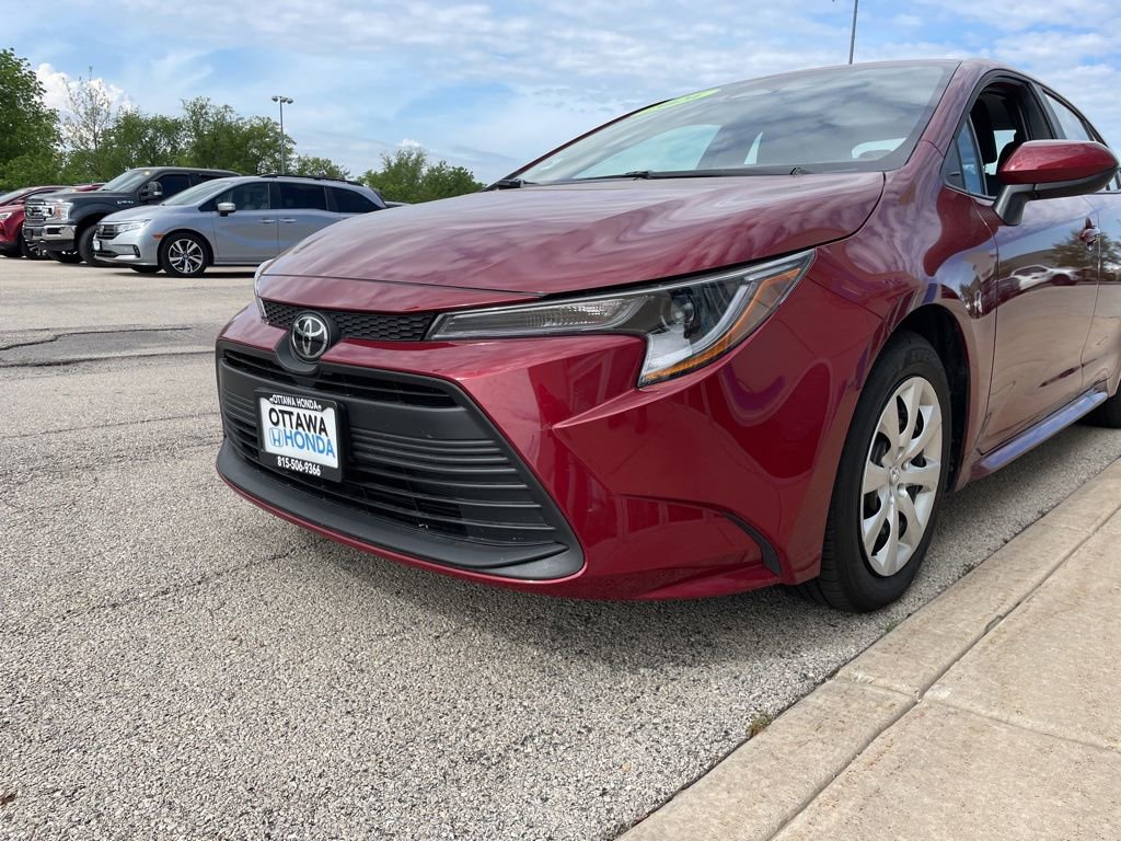 Used 2026 Toyota Corolla LE FWD image 14
