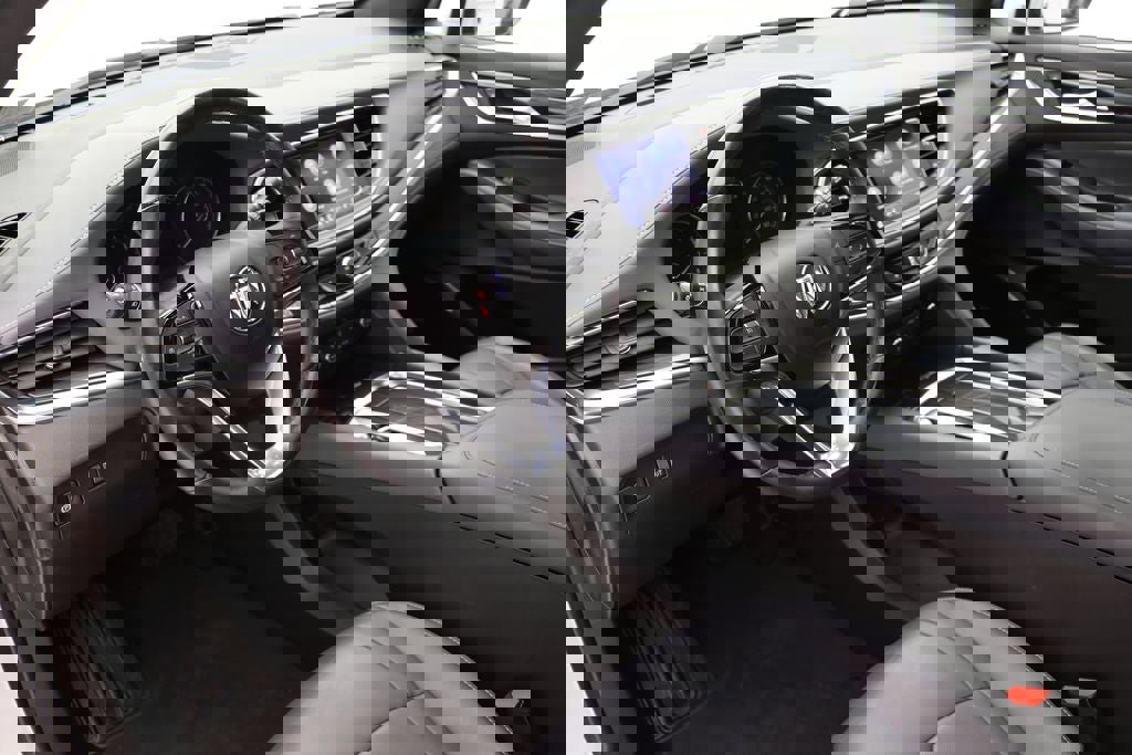 Used 2022 Buick Enclave Essence w/ Experience Buick Package image 14