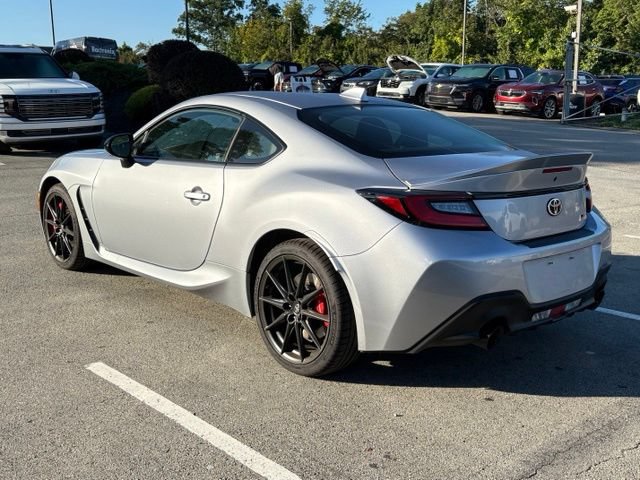 Used 2025 Toyota GR86 Premium w/ Performance Package RWD image 3