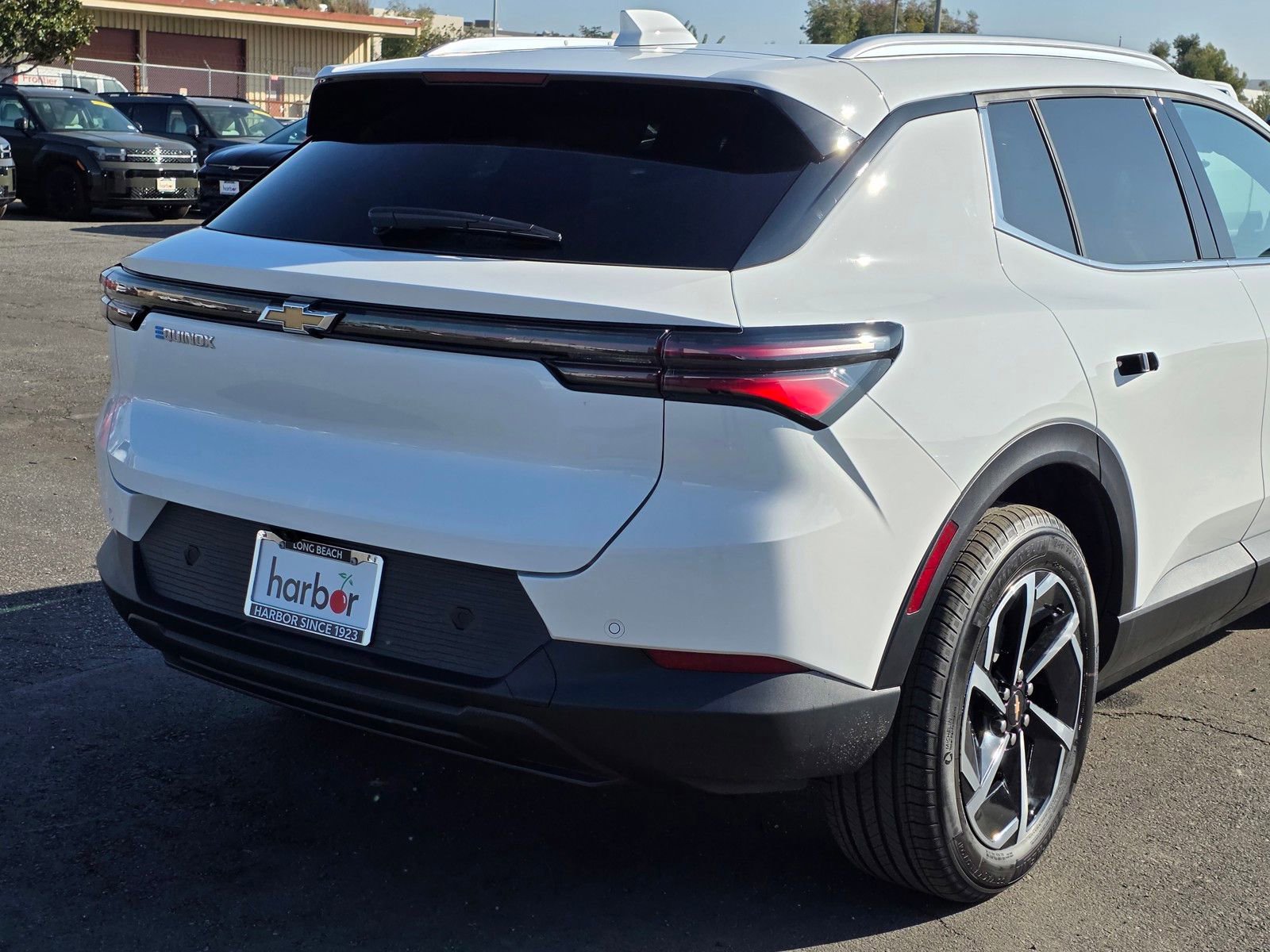 New 2026 Chevrolet Equinox EV LT image 11